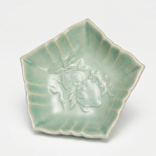 Goryeo (Korea) Celadon Incised “Gamyanggak” Pattern Pentagon Dish